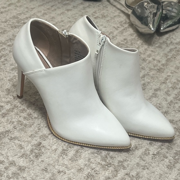 BCBG White Booties - Picture 3 of 4